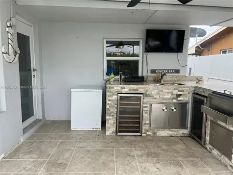 7651 NW 14th Street Pembroke Pines FL 33024