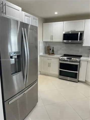 7651 NW 14th Street Pembroke Pines FL 33024