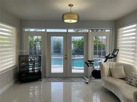 7651 NW 14th Street Pembroke Pines FL 33024