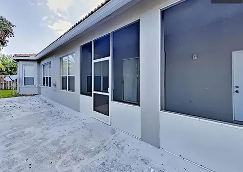 4289 NW 41st Lane Coconut Creek FL 33073
