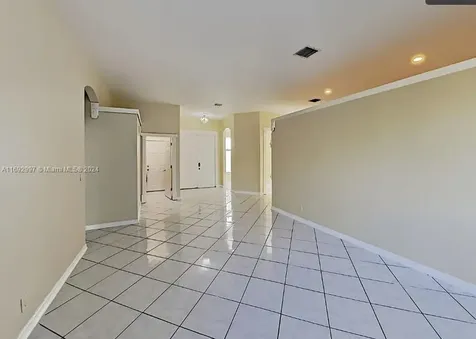 4289 NW 41st Lane Coconut Creek FL 33073