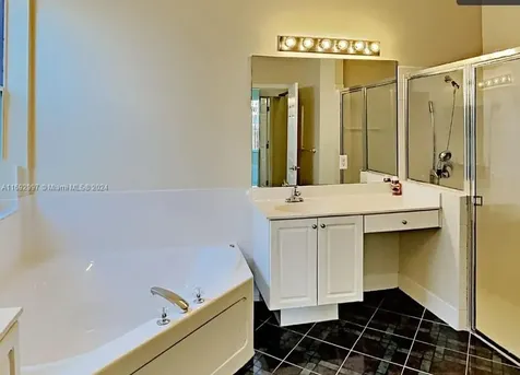 4289 NW 41st Lane Coconut Creek FL 33073