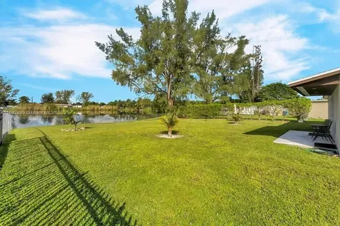 20510 NW 29th Avenue Miami Gardens FL 33056