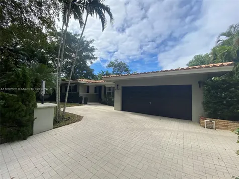6100 San Vicente Street Coral Gables FL 33146