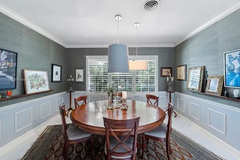 6100 San Vicente Street Coral Gables FL 33146