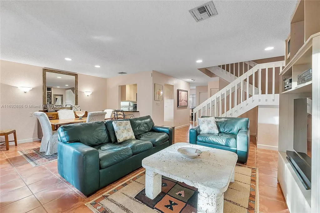 1601 Cypress Pointe Drive Coral Springs FL 33071