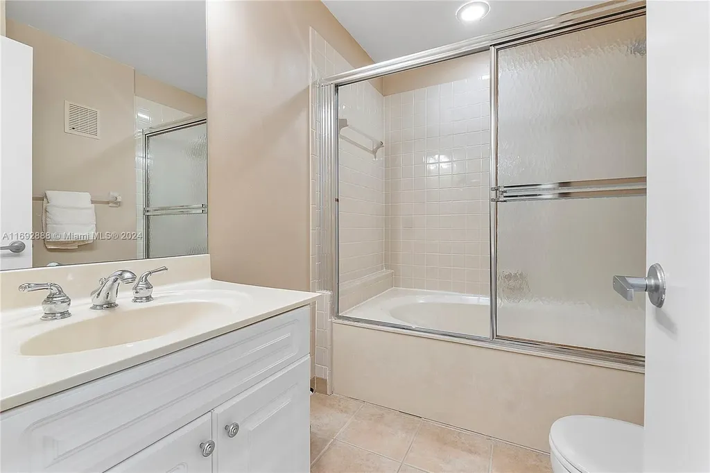 1601 Cypress Pointe Drive Coral Springs FL 33071