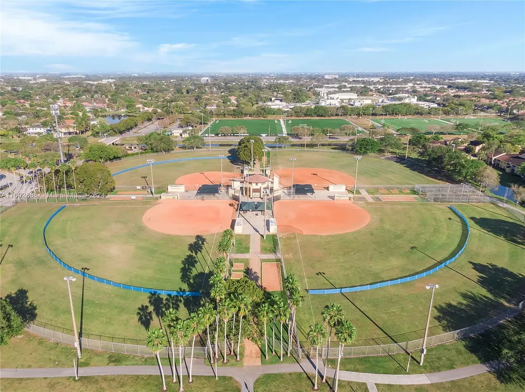 1601 Cypress Pointe Drive Coral Springs FL 33071