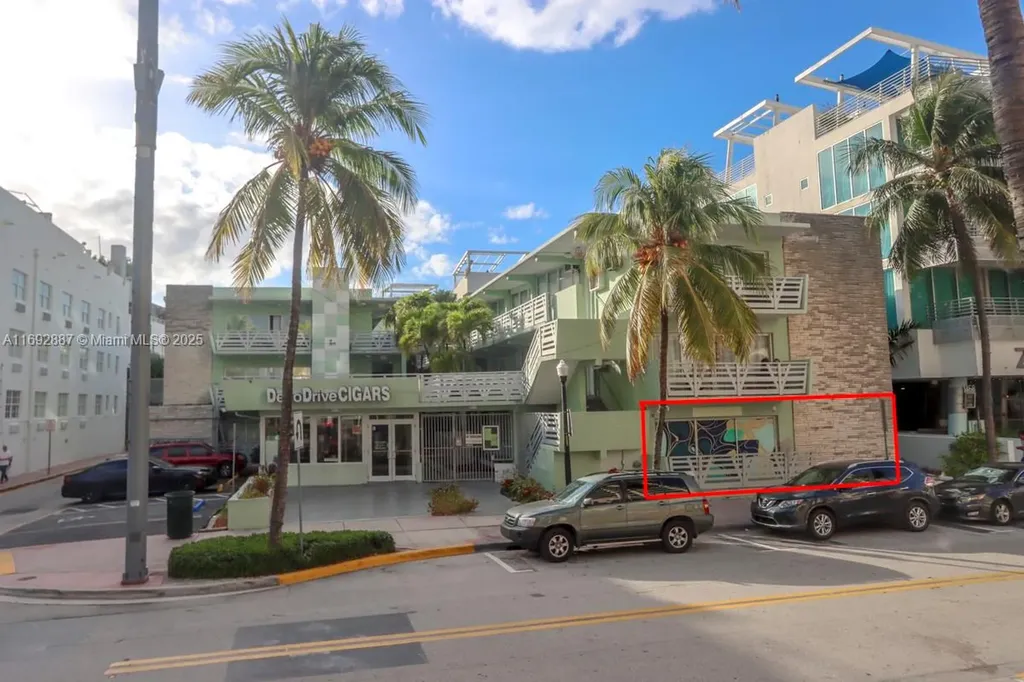 1446 Ocean Drive Miami Beach FL 33139