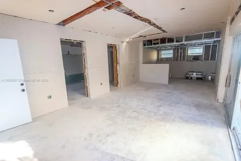 1446 Ocean Drive Miami Beach FL 33139
