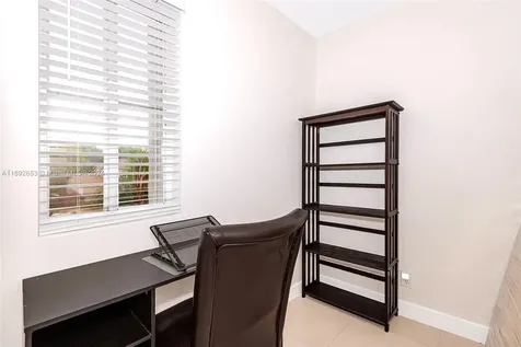 4074 Palm Place Weston FL 33331