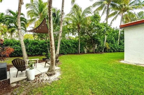 4074 Palm Place Weston FL 33331