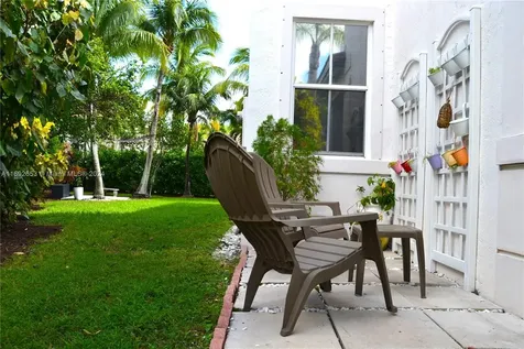 4074 Palm Place Weston FL 33331