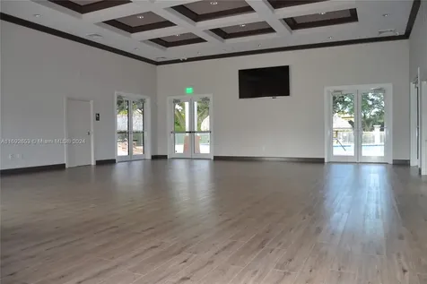 4074 Palm Place Weston FL 33331