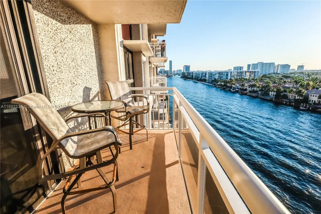 1600 S Ocean Drive Hollywood FL 33019