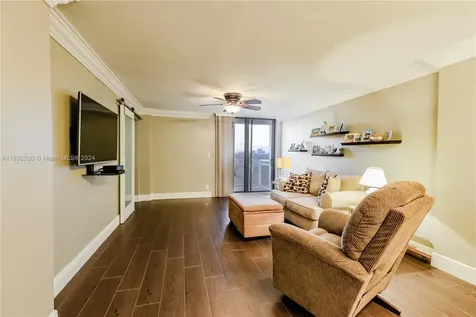 1600 S Ocean Drive Hollywood FL 33019