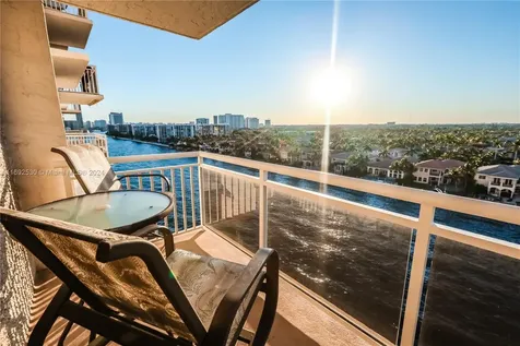 1600 S Ocean Drive Hollywood FL 33019