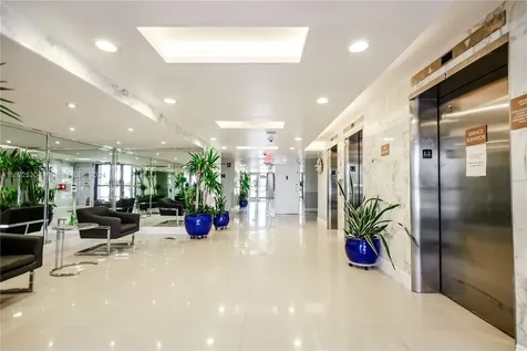 1600 S Ocean Drive Hollywood FL 33019