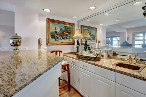 450 Paradise Isle Boulevard Hallandale Beach FL 33009