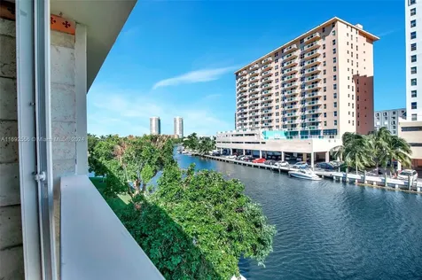 450 Paradise Isle Boulevard Hallandale Beach FL 33009