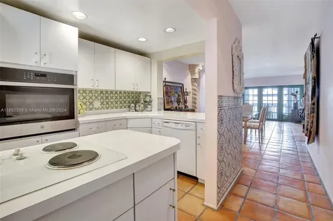 450 Paradise Isle Boulevard Hallandale Beach FL 33009