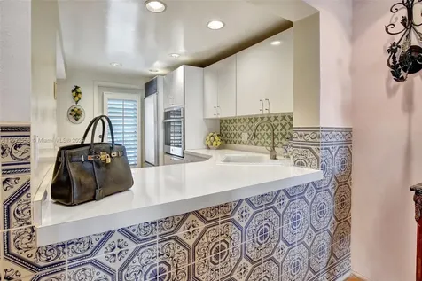 450 Paradise Isle Boulevard Hallandale Beach FL 33009