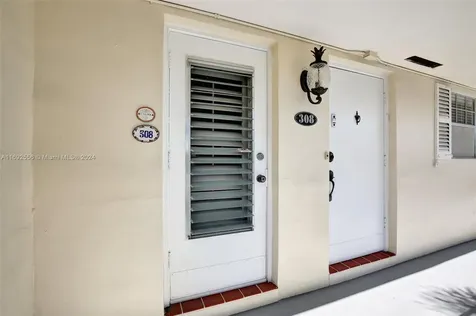 450 Paradise Isle Boulevard Hallandale Beach FL 33009