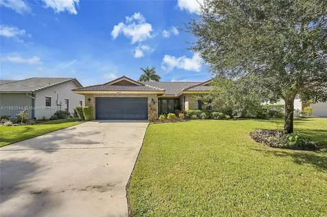 4014 NW 72nd Avenue Coral Springs FL 33065