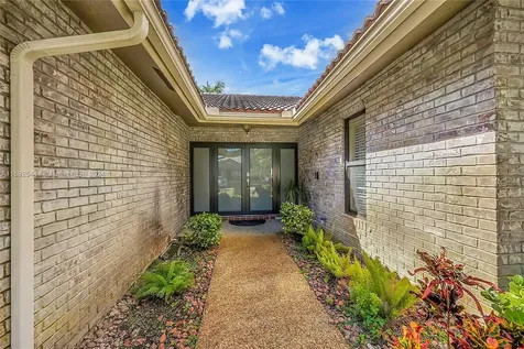 4014 NW 72nd Avenue Coral Springs FL 33065