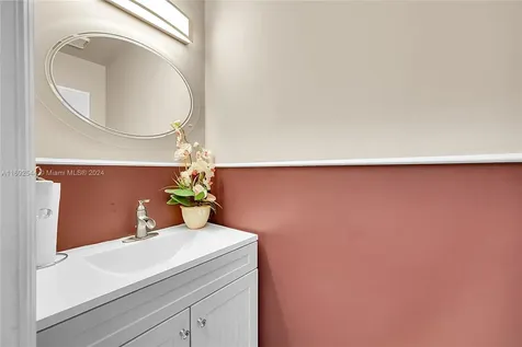 4014 NW 72nd Avenue Coral Springs FL 33065