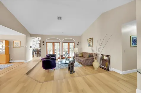 4014 NW 72nd Avenue Coral Springs FL 33065