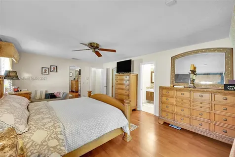 4014 NW 72nd Avenue Coral Springs FL 33065