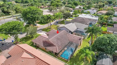 4014 NW 72nd Avenue Coral Springs FL 33065