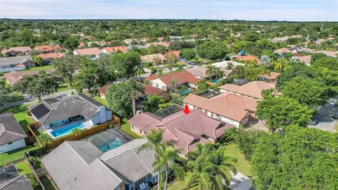 4014 NW 72nd Avenue Coral Springs FL 33065