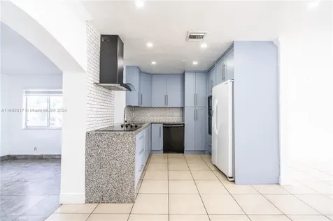 6531 Lincoln Street Hollywood FL 33024