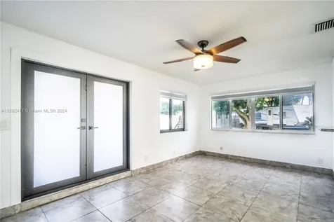 6531 Lincoln Street Hollywood FL 33024