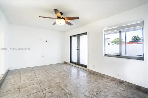 6531 Lincoln Street Hollywood FL 33024
