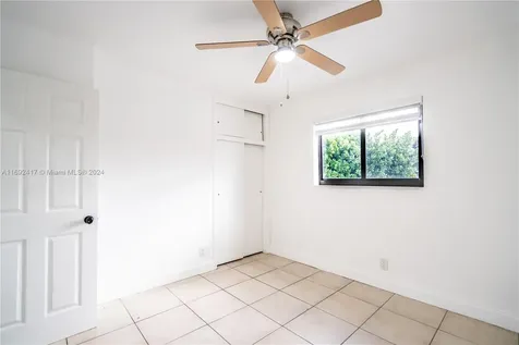 6531 Lincoln Street Hollywood FL 33024