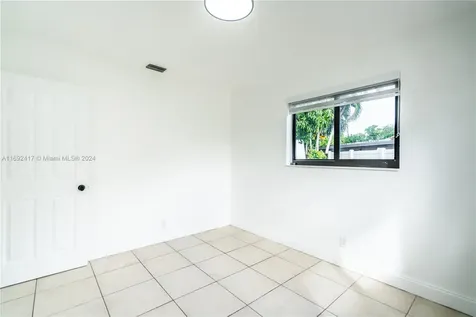 6531 Lincoln Street Hollywood FL 33024