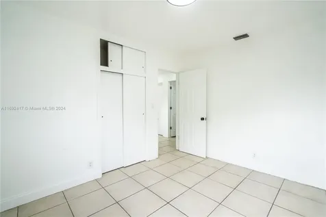 6531 Lincoln Street Hollywood FL 33024