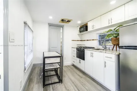 6531 Lincoln Street Hollywood FL 33024