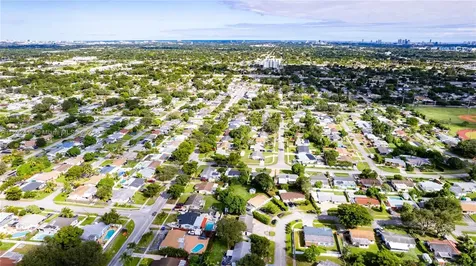 6531 Lincoln Street Hollywood FL 33024