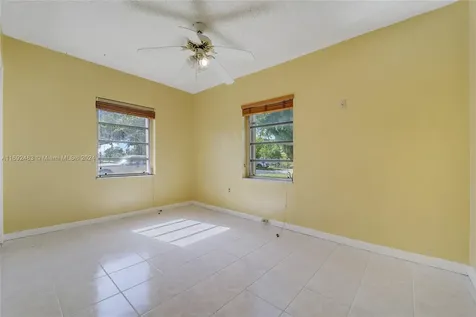 14841 Polk Street Miami FL 33176