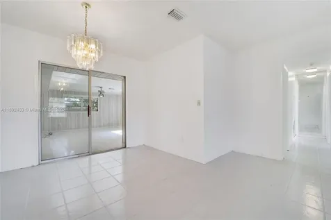 14841 Polk Street Miami FL 33176