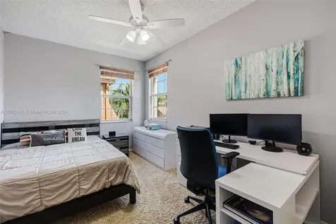 1477 Barcelona Way Weston FL 33327