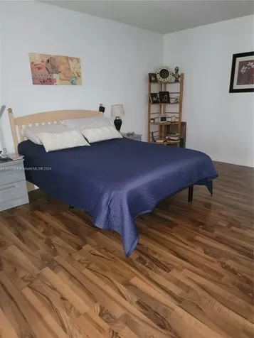 671 NE 195 Street Miami FL 33179