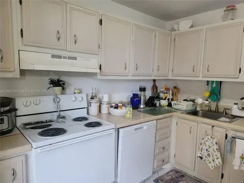 671 NE 195 Street Miami FL 33179