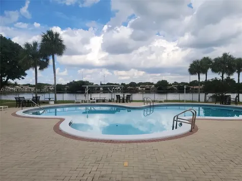 671 NE 195 Street Miami FL 33179