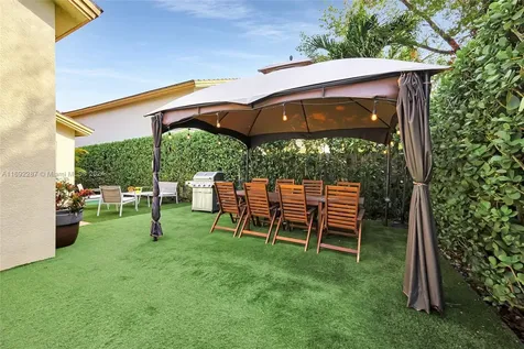 9926 NW 30th Street Doral FL 33172