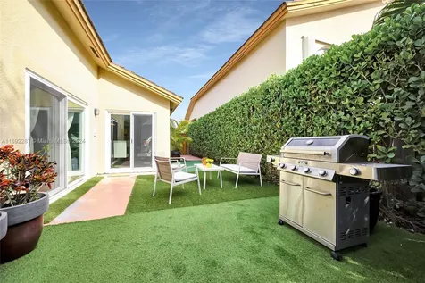 9926 NW 30th Street Doral FL 33172